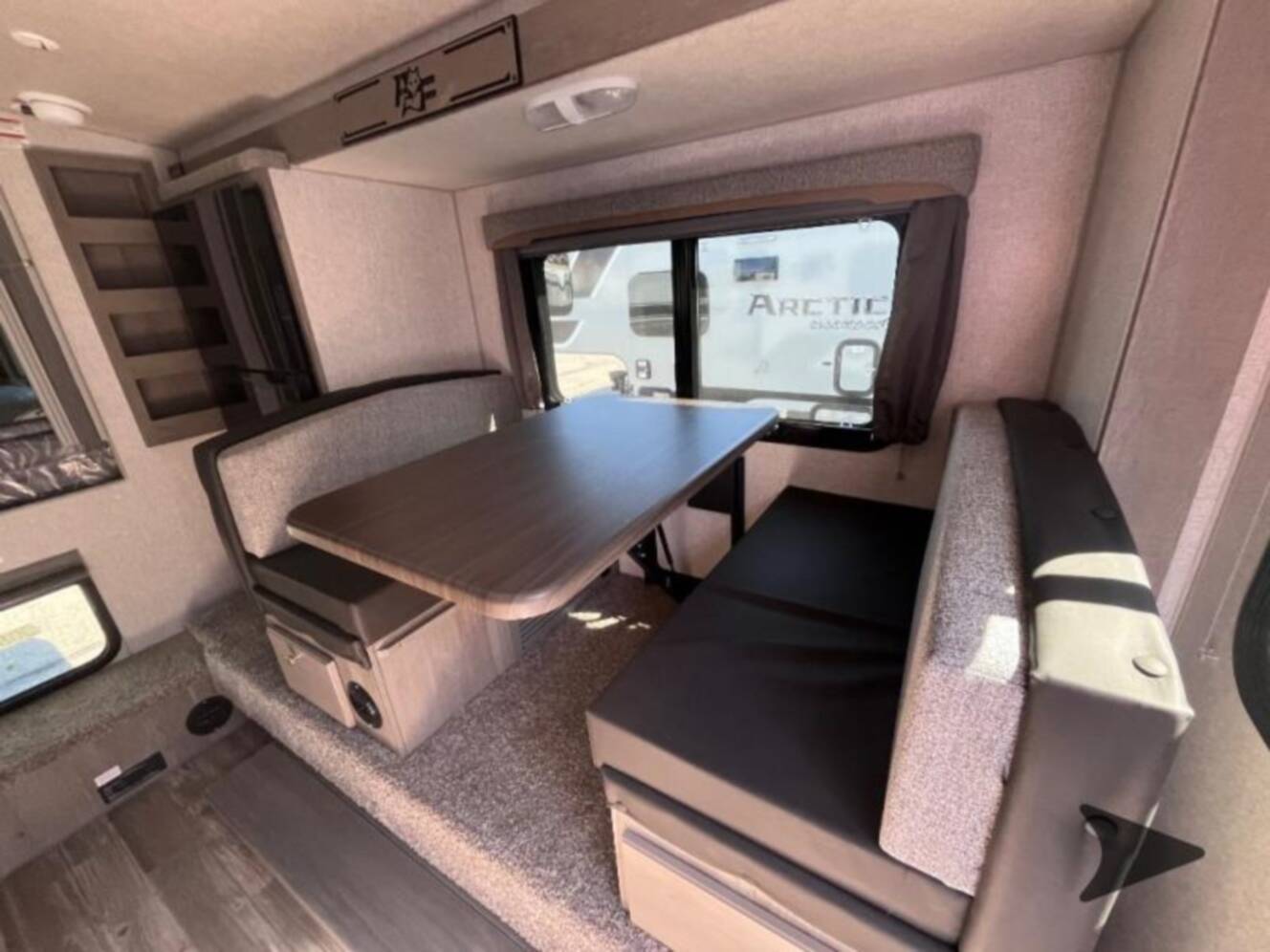 A photo of this 2027 Northwood Arctic Fox 811