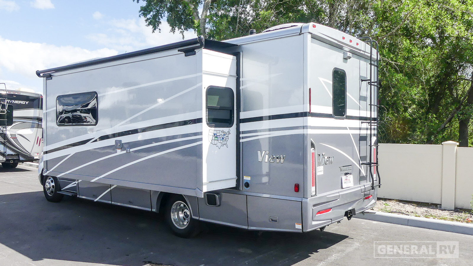 2025 Winnebago VIEW 24D in dover FL