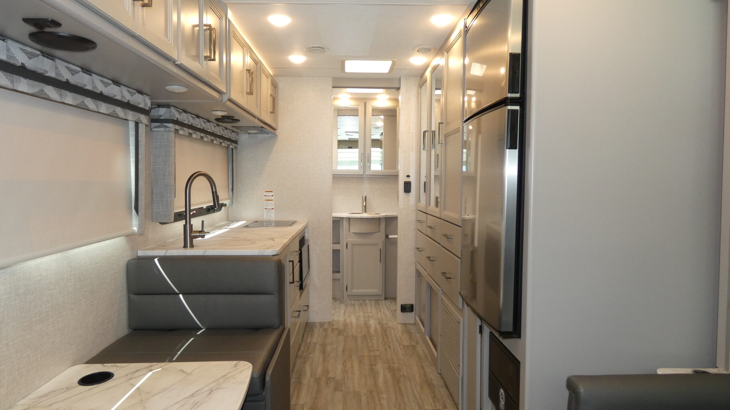 2024 Thor Motor Coach VEGAS 24.3 in fort myers FL