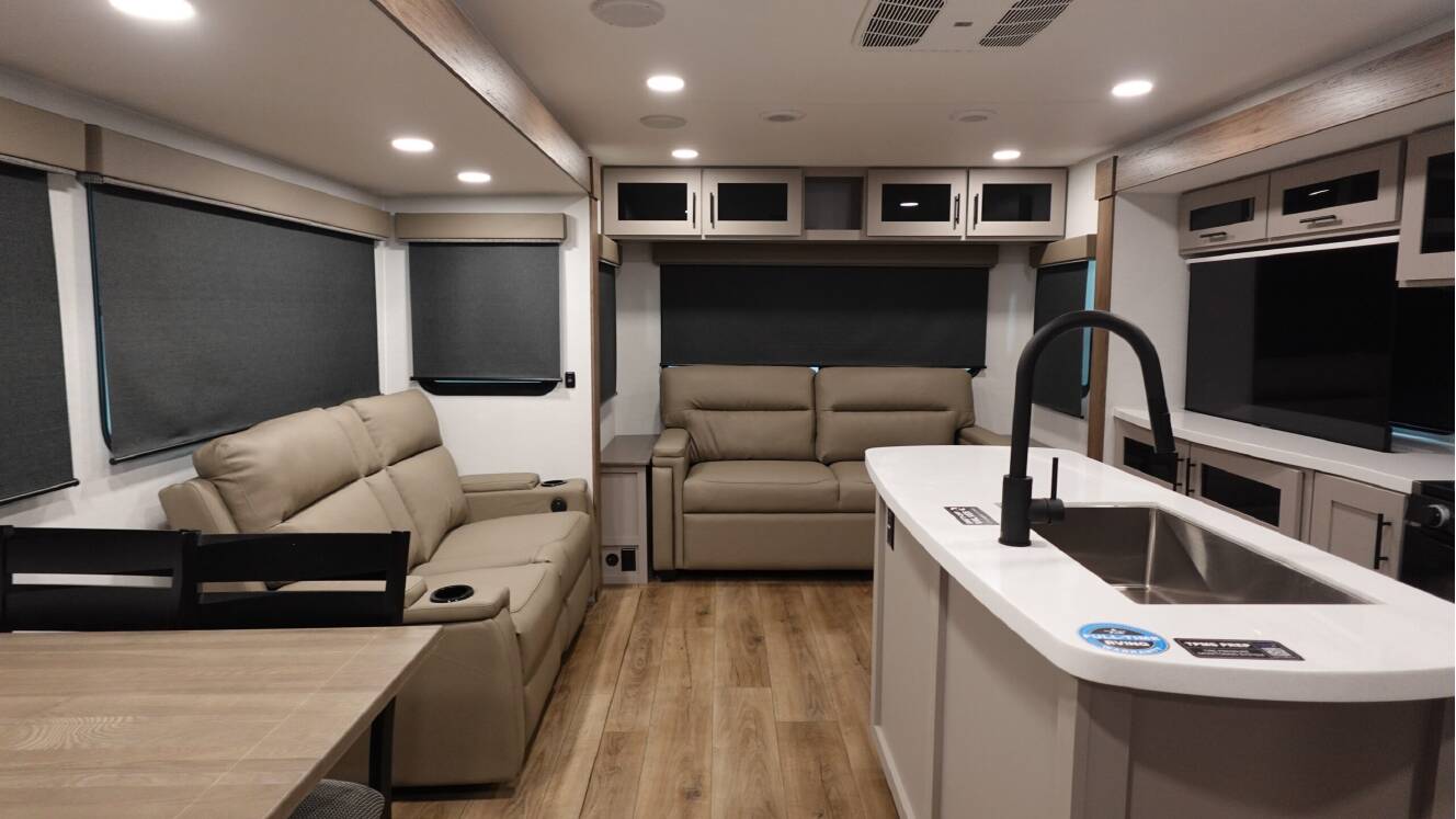 A photo of this 2026 Alliance Rv DELTA 292RL