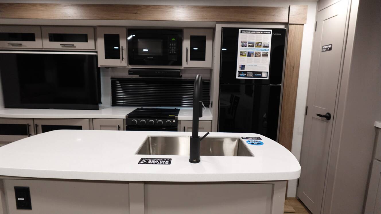 A photo of this 2026 Alliance Rv DELTA 292RL