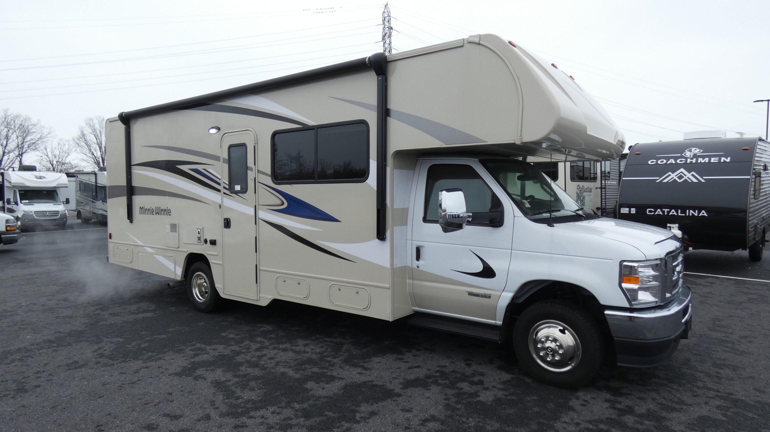 2025 Winnebago MINNIE WINNIE 26T in wayland MI