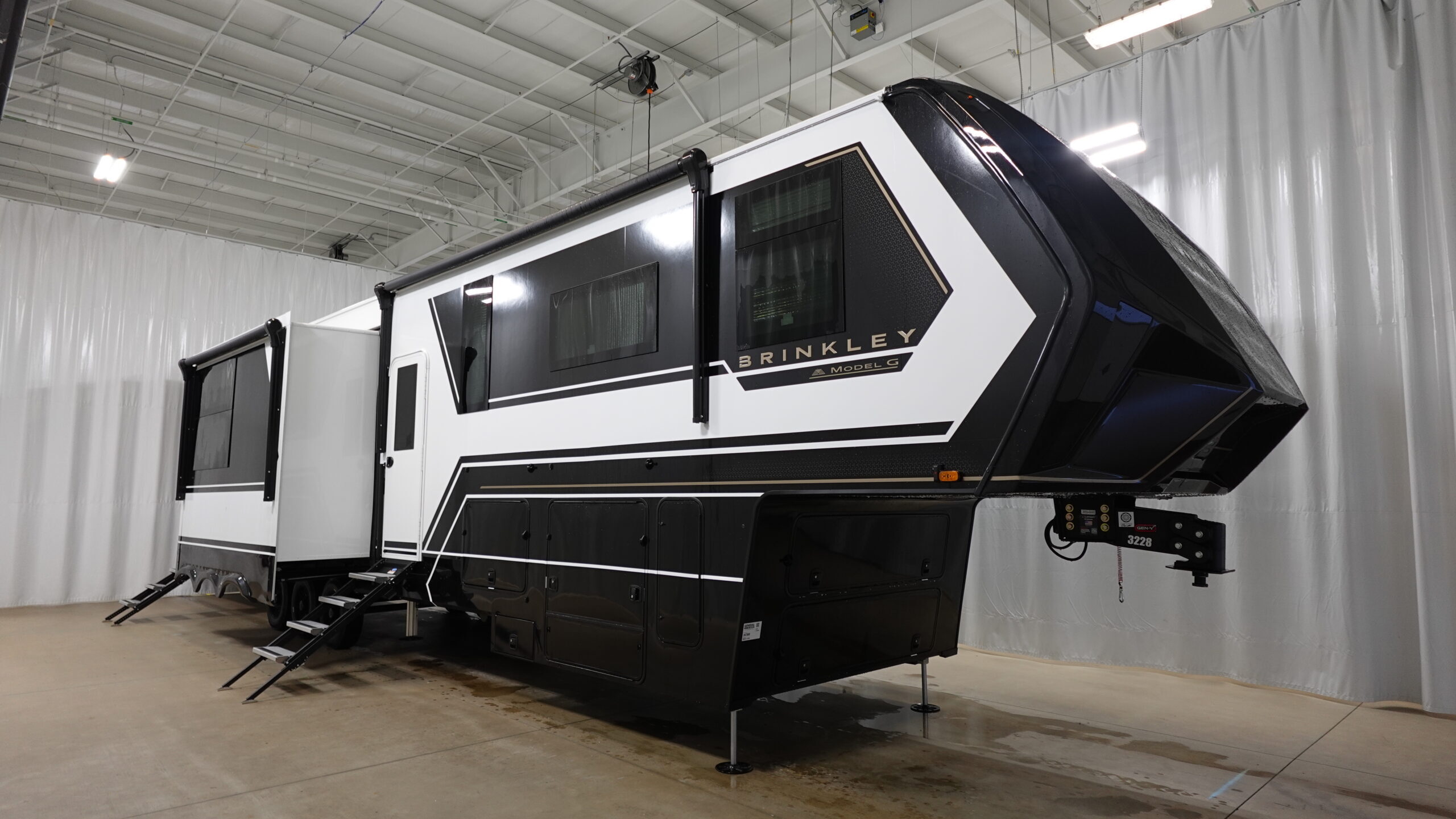 2026 Brinkley MODEL G 4150 Fifth Wheel Toy Hauler RV