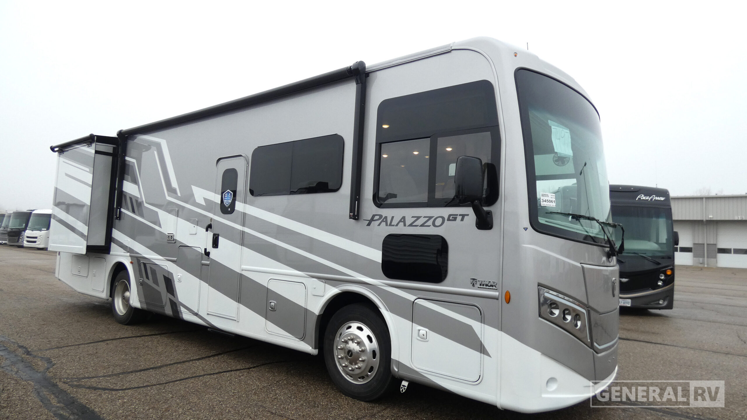 2026 Thor Motor Coach PALAZZO GT 33.5 in wayland MI