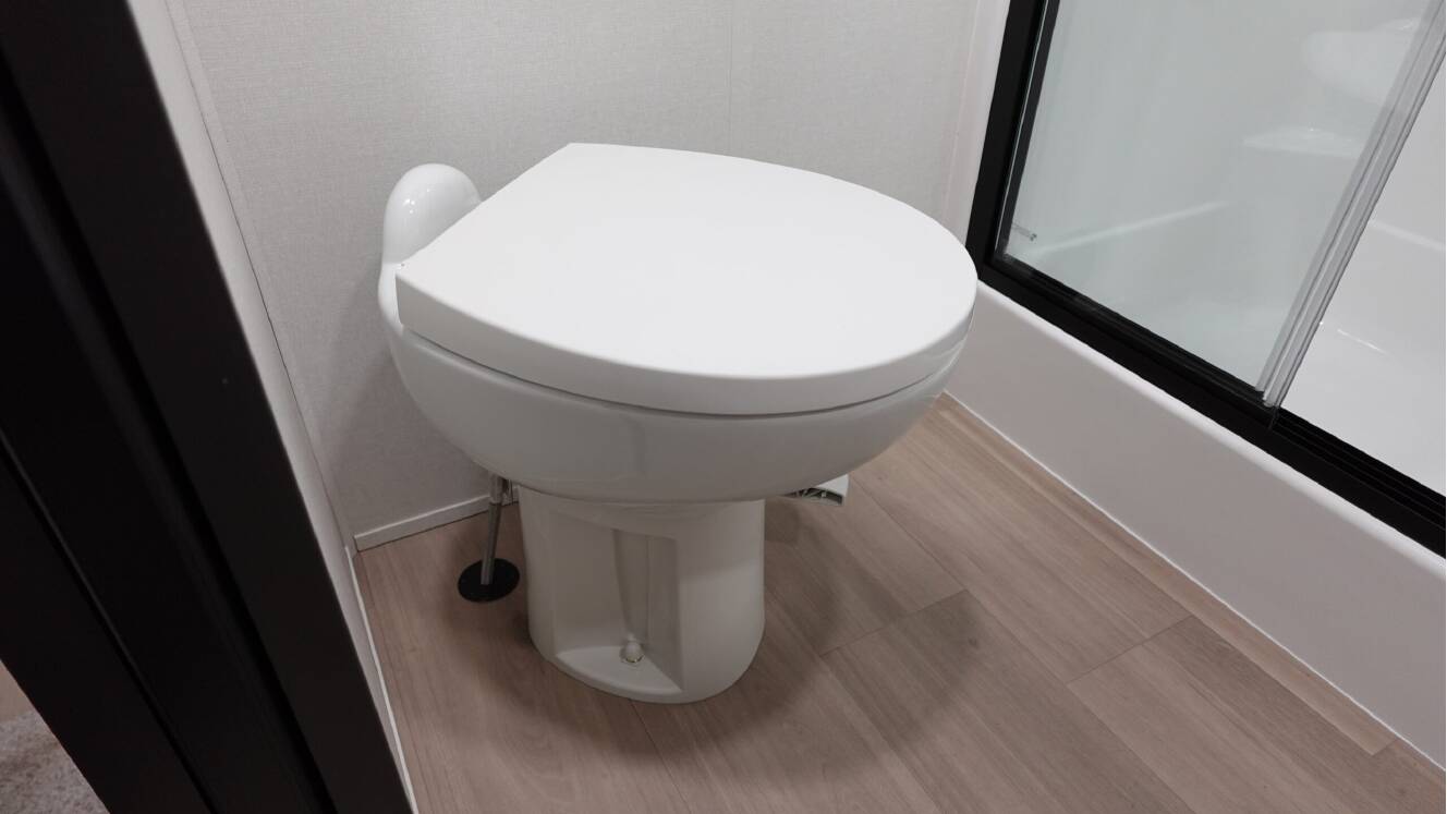 A photo of this 2026 Grand Design MOMENTUM 394G