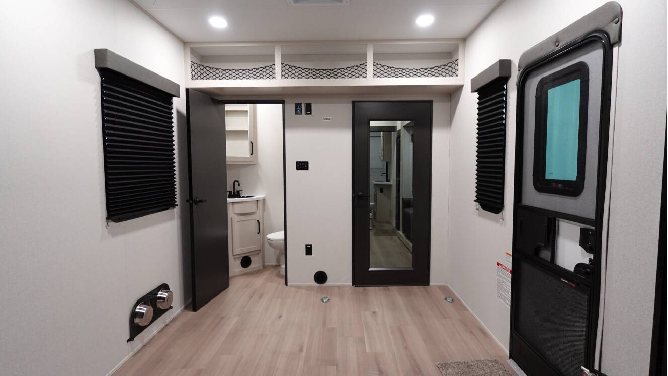 A photo of this 2026 Grand Design MOMENTUM 31G