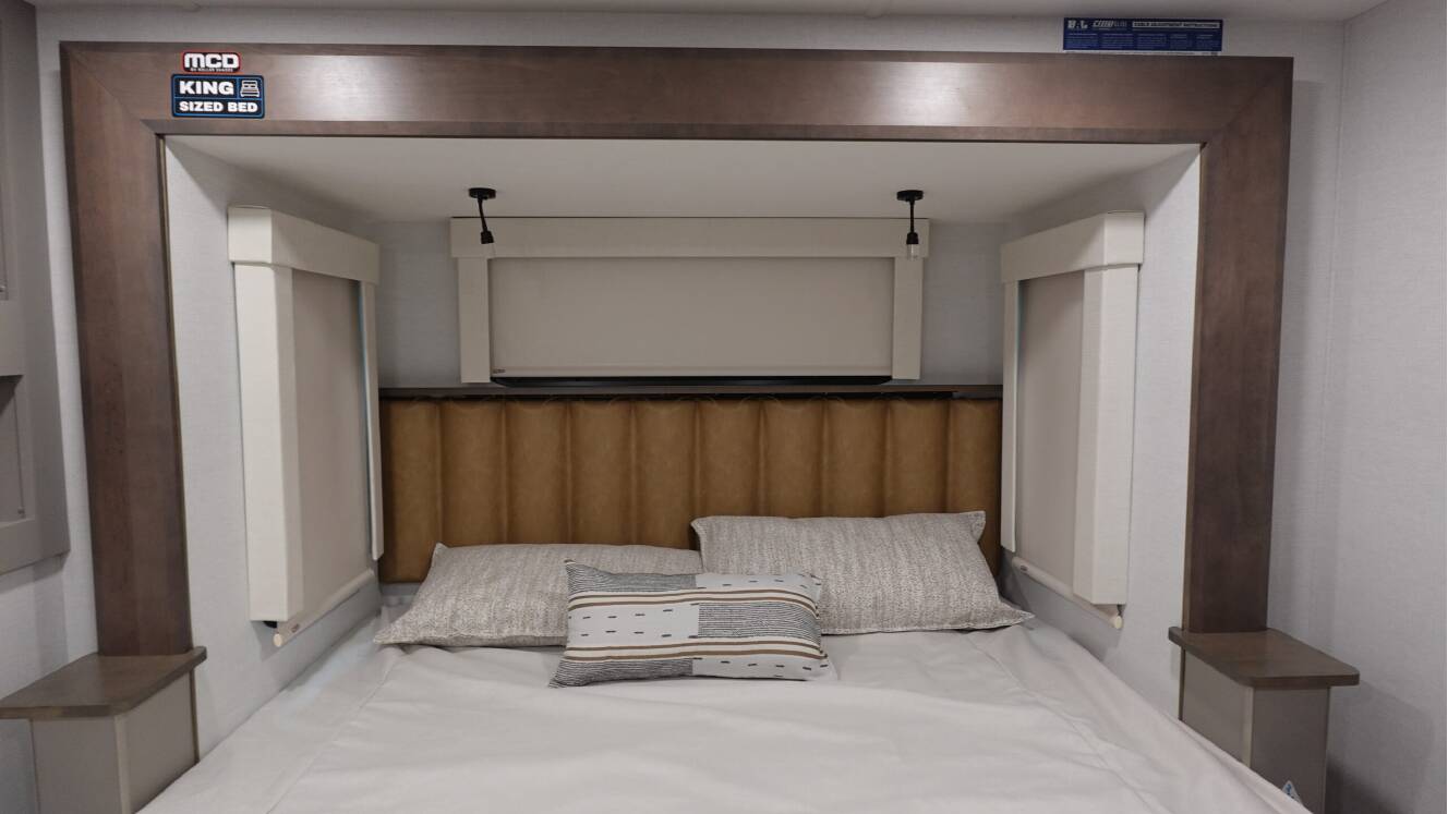 A photo of this 2026 Alliance Rv PARADIGM 382RK