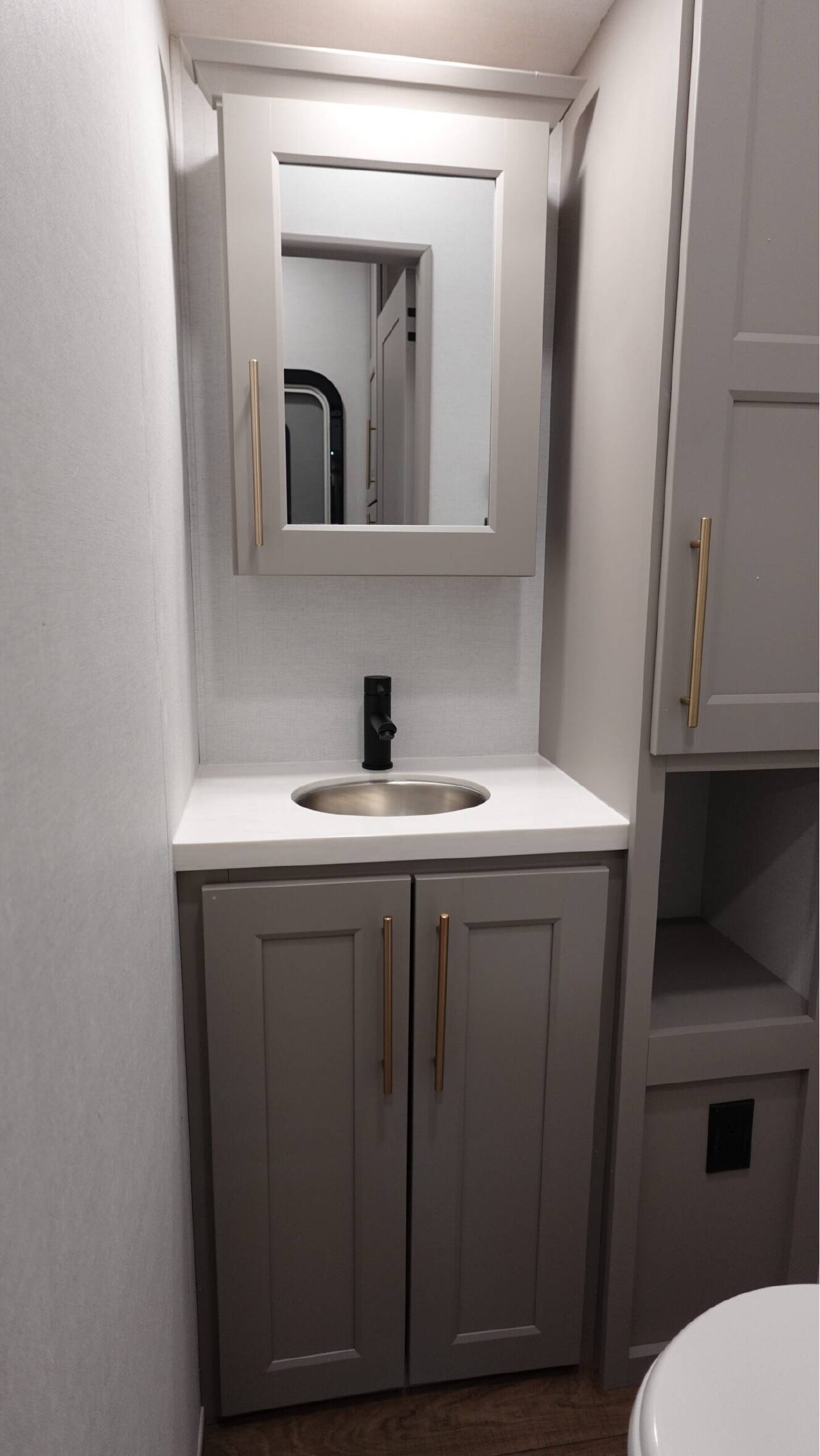 A photo of this 2026 Alliance Rv PARADIGM 382RK