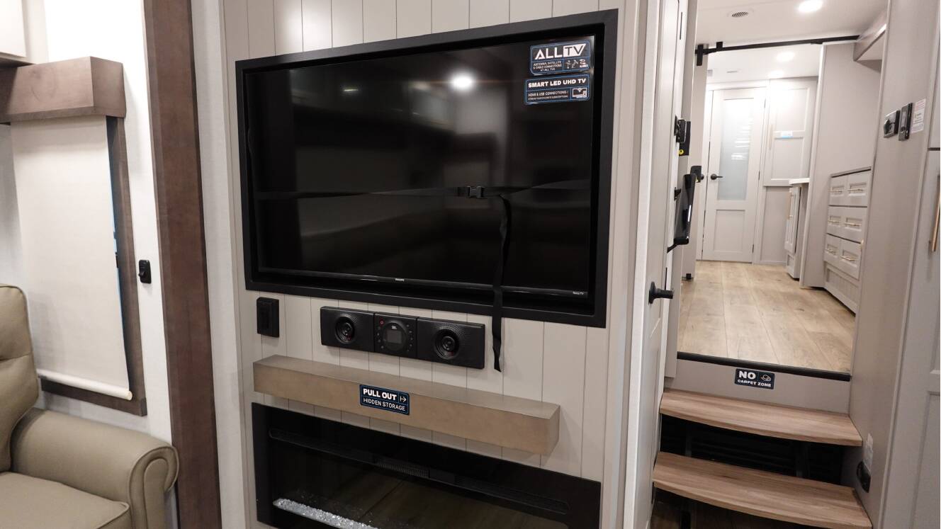 A photo of this 2026 Alliance Rv PARADIGM 382RK