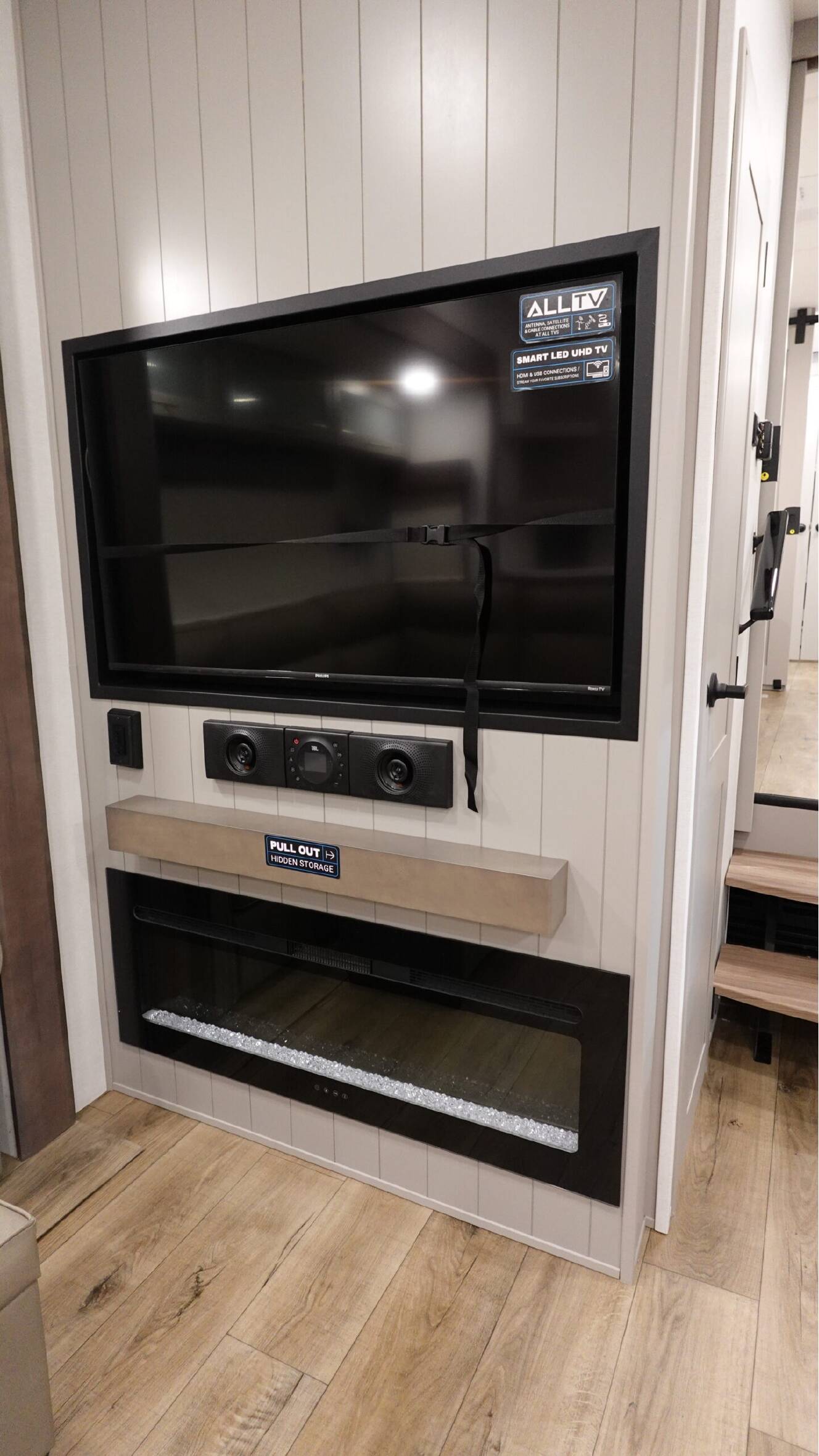 A photo of this 2026 Alliance Rv PARADIGM 382RK