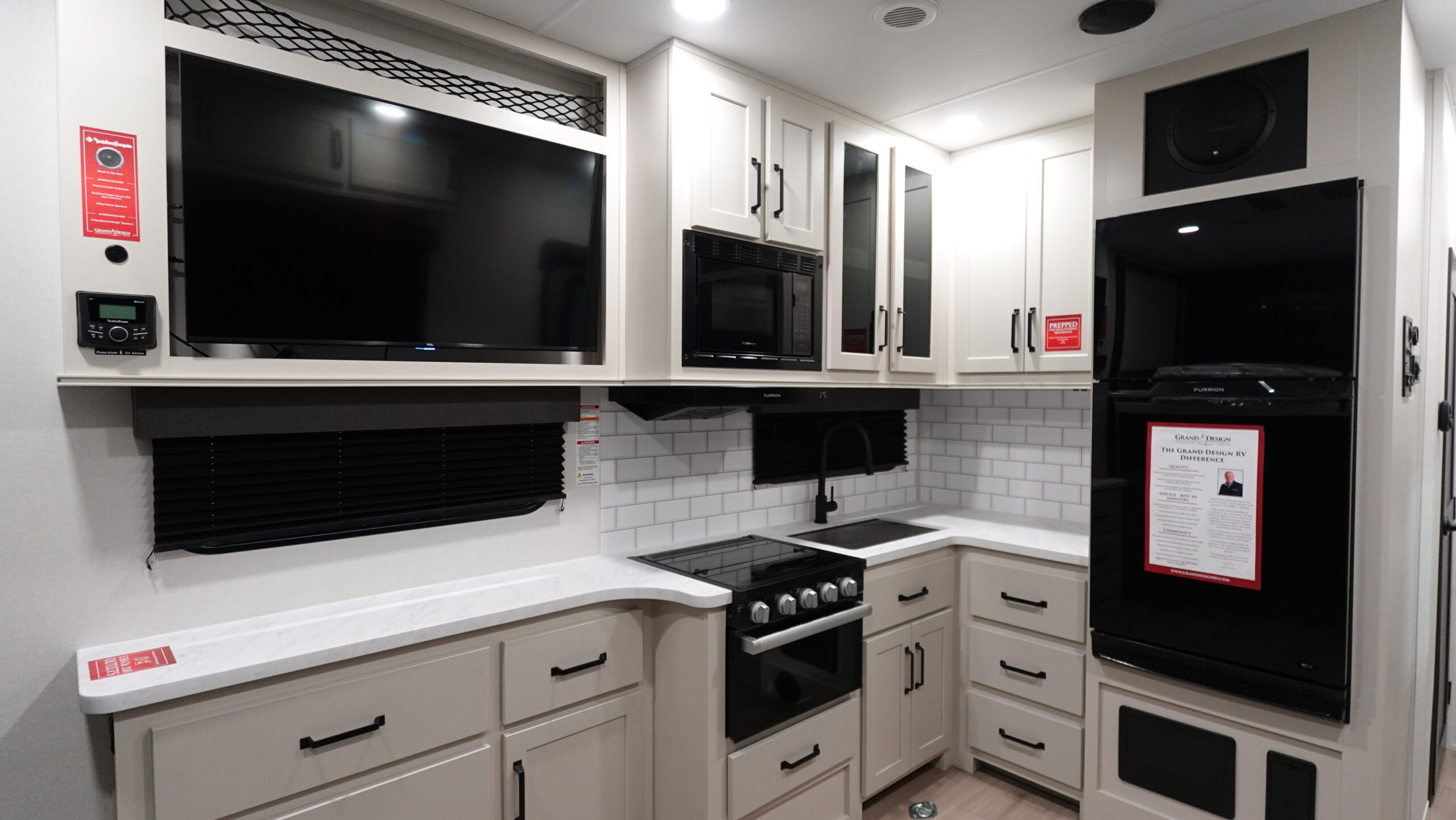 2026 Grand Design MOMENTUM 320G Fifth Wheel Toy Hauler RV