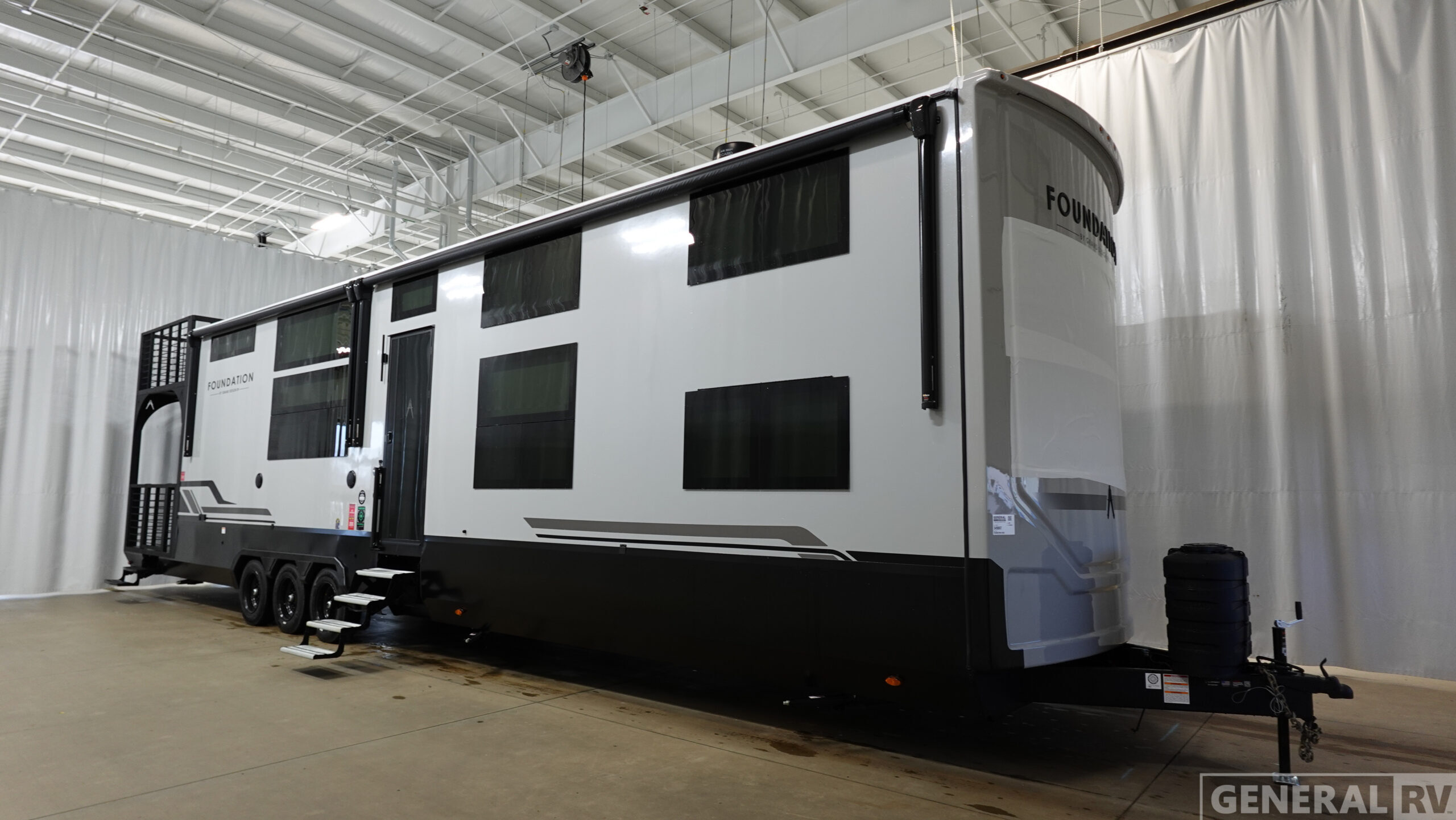 2026 Grand Design FOUNDATION 42GD RV
