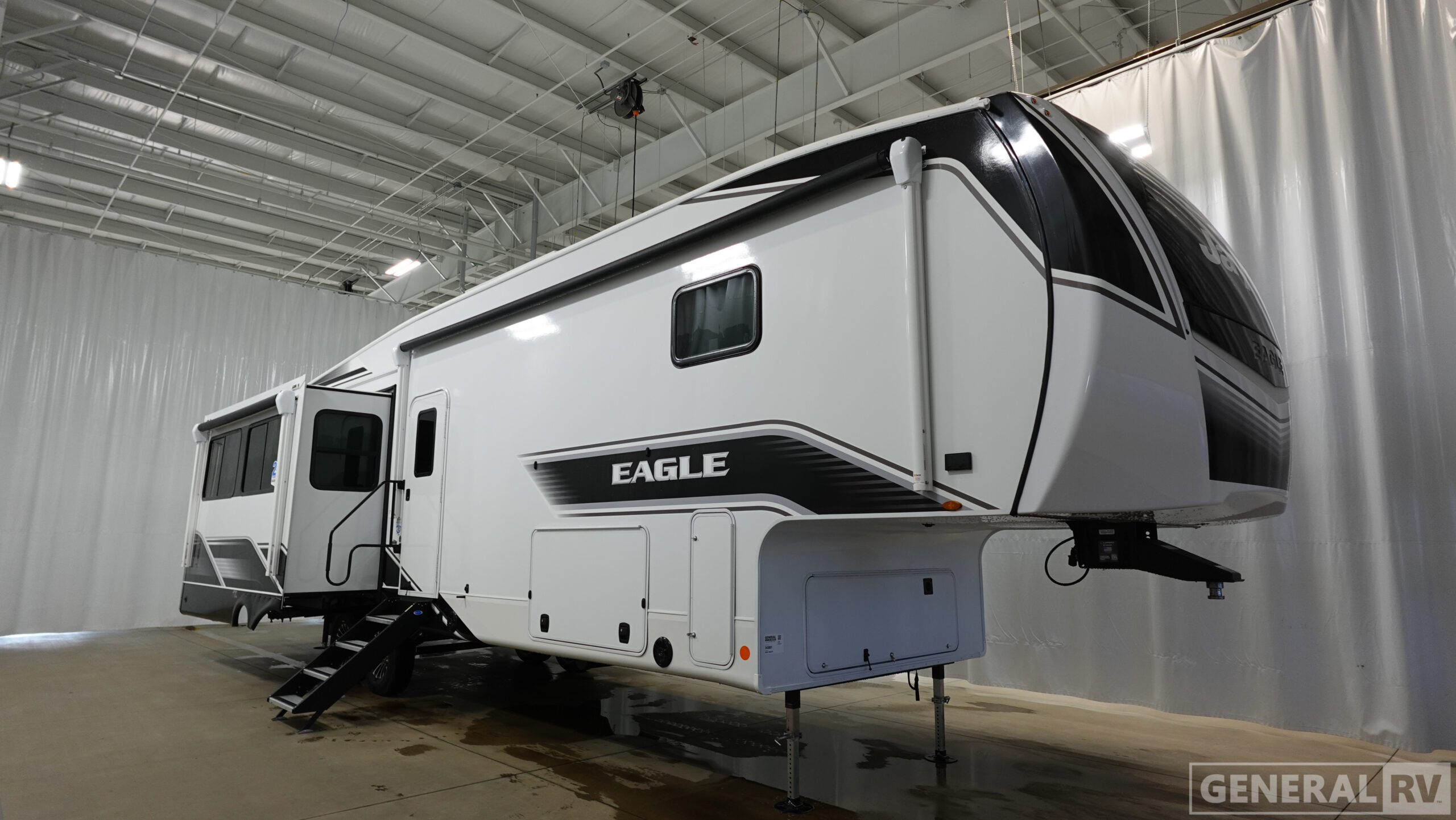 2026 Jayco EAGLE 335LSTS in wixom MI