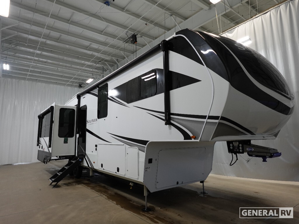 2026 Grand Design SOLITUDE 370DV in wixom MI