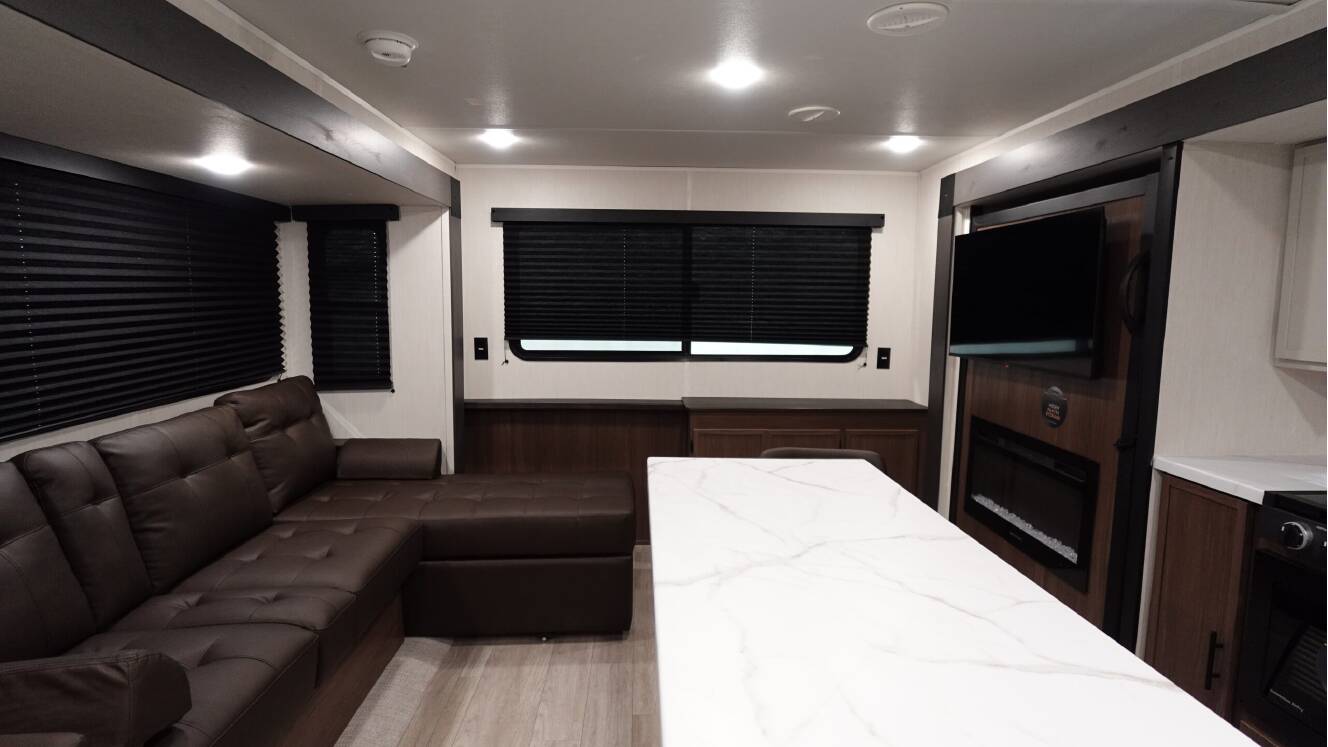 A photo of this 2026 Prime Time Rv AVENGER 27REI