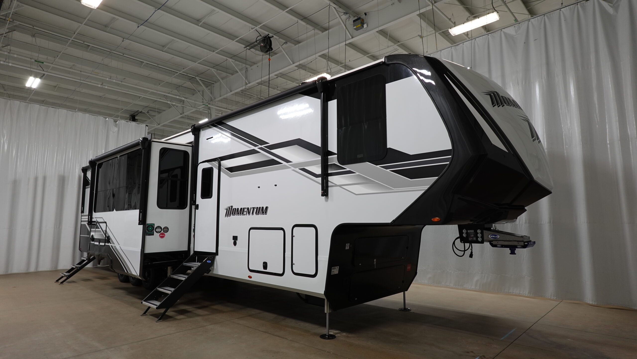 2026 Grand Design MOMENTUM 395MT in fort pierce FL