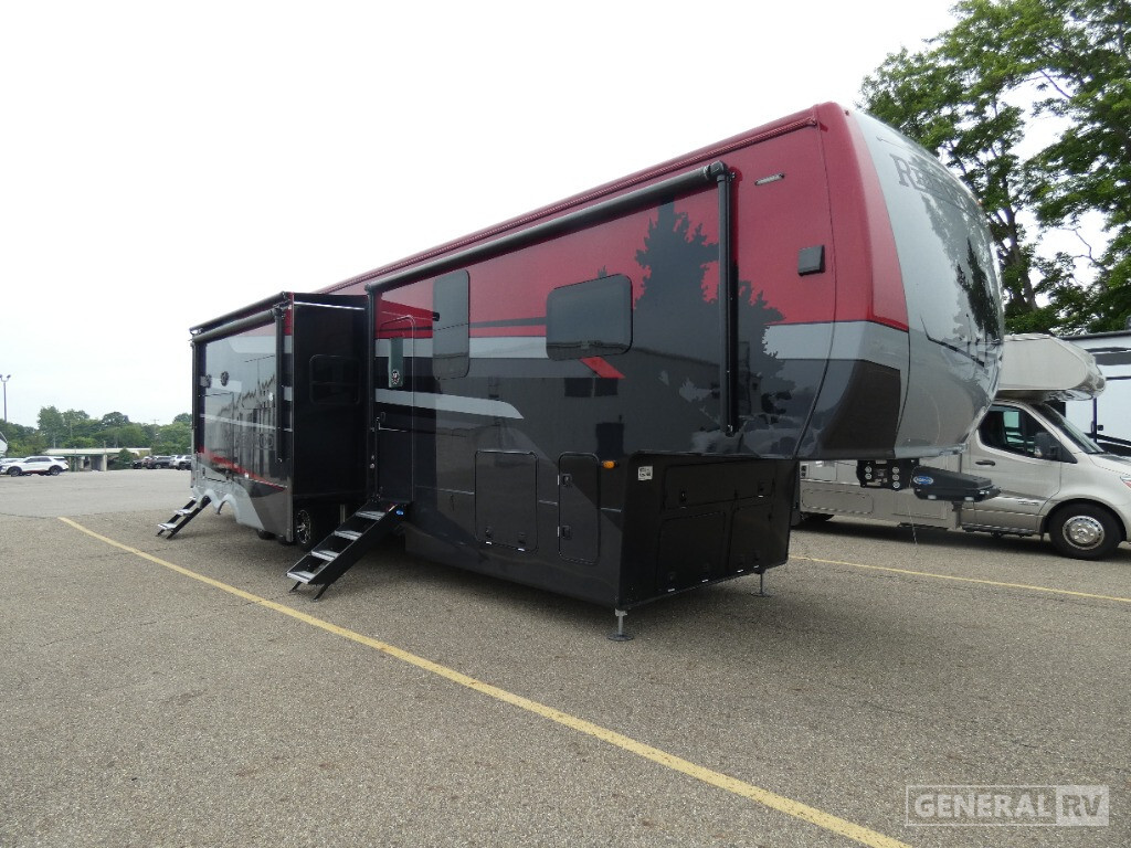 2026 Crossroads Rv REDWOOD 4512TH in north canton OH
