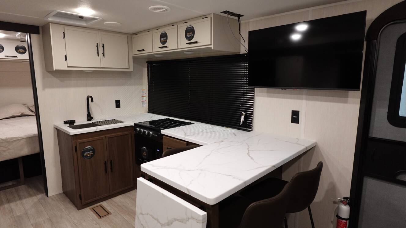 A photo of this 2026 Prime Time Rv AVENGER 25MKO