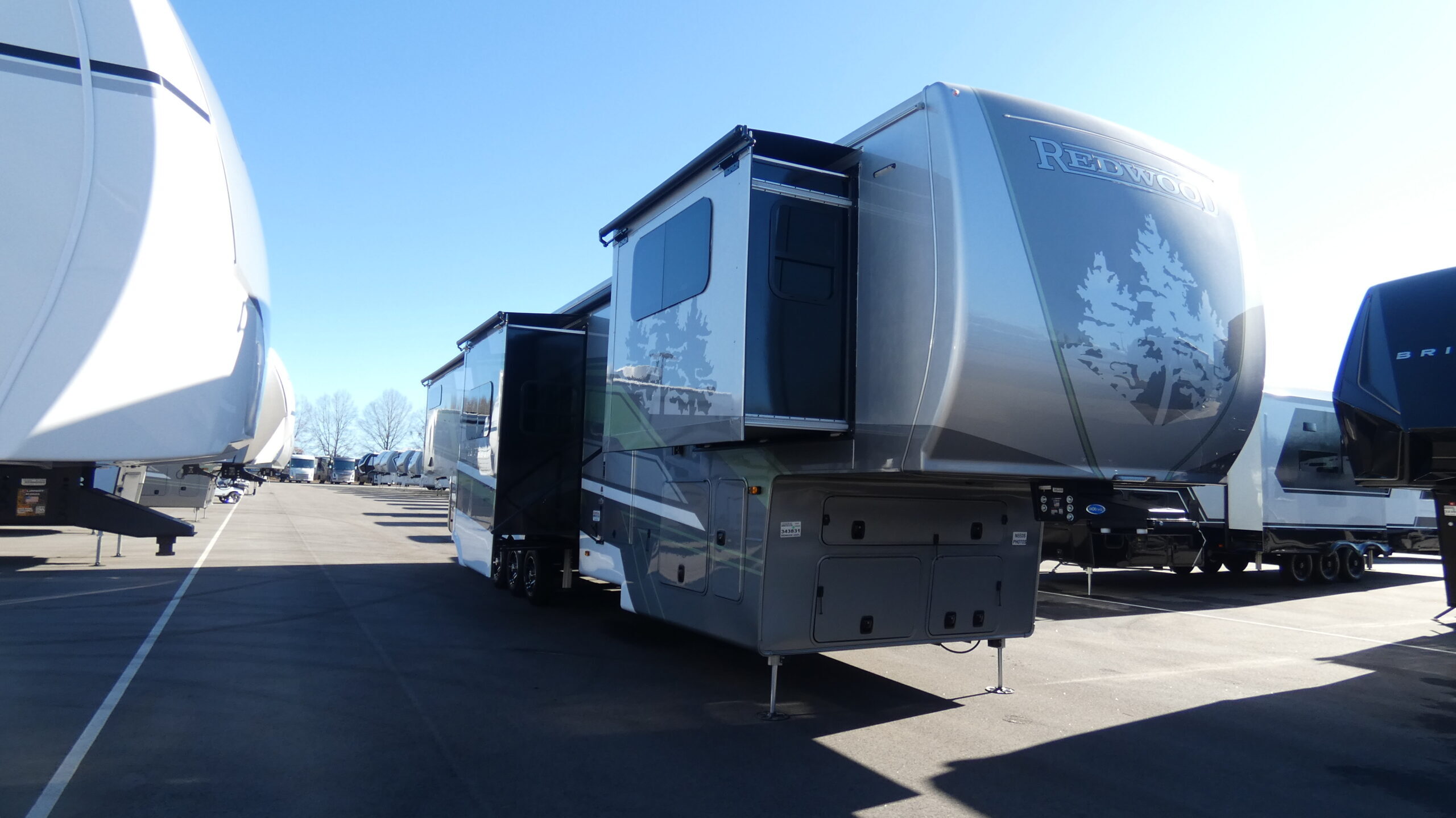 2026 Crossroads Rv REDWOOD 420FL in salisbury NC