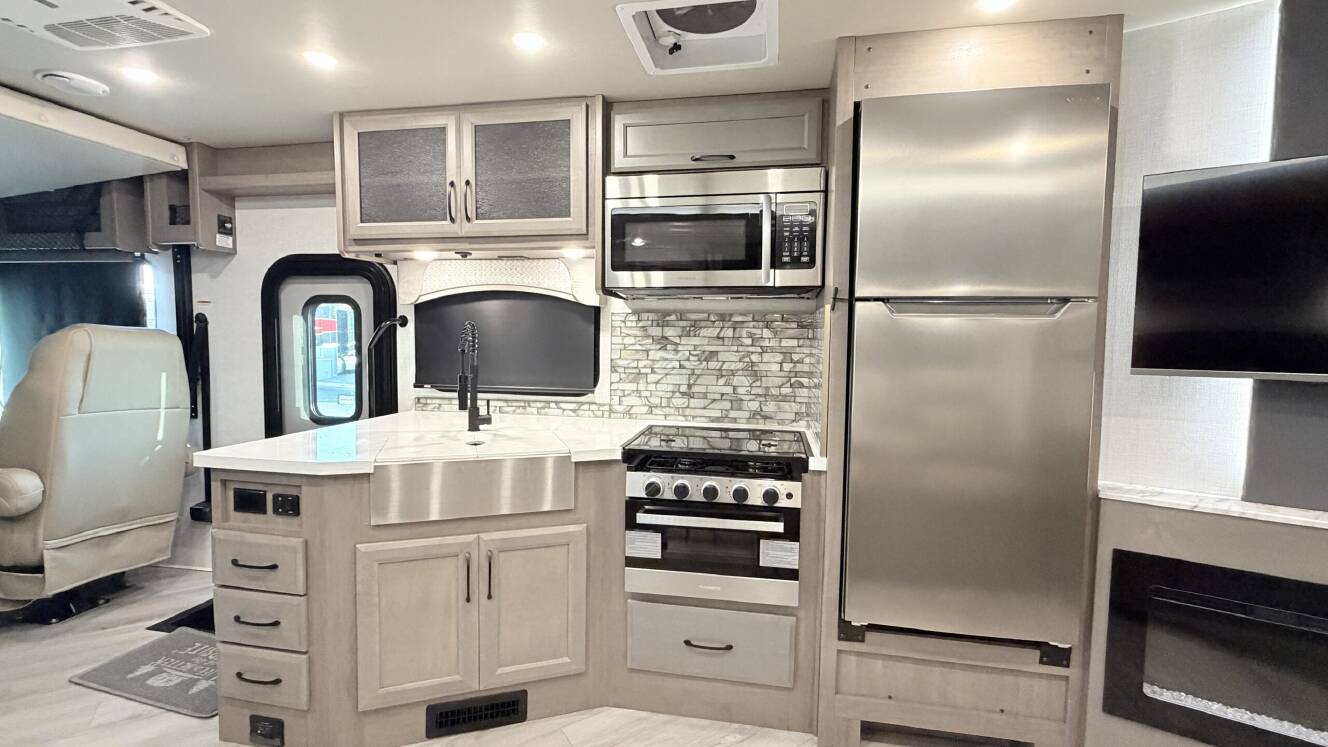 A photo of this 2024 Fleetwood FORTIS 34MB