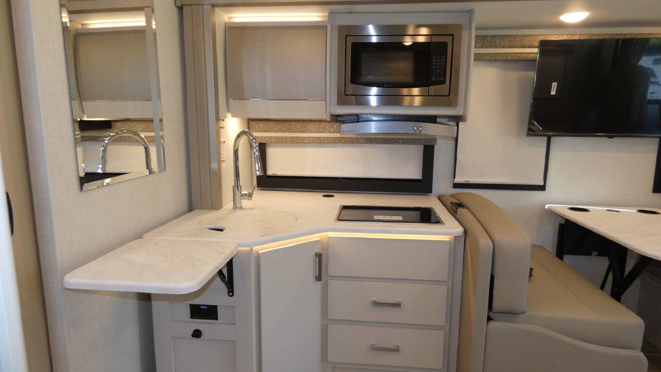 A photo of this 2026 Thor Motor Coach AXIS 28.1