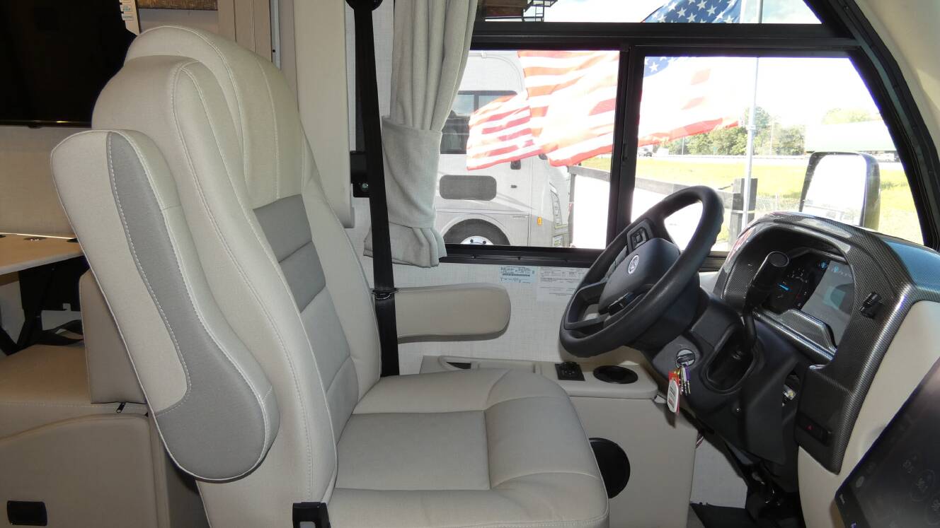 A photo of this 2026 Thor Motor Coach AXIS 28.1
