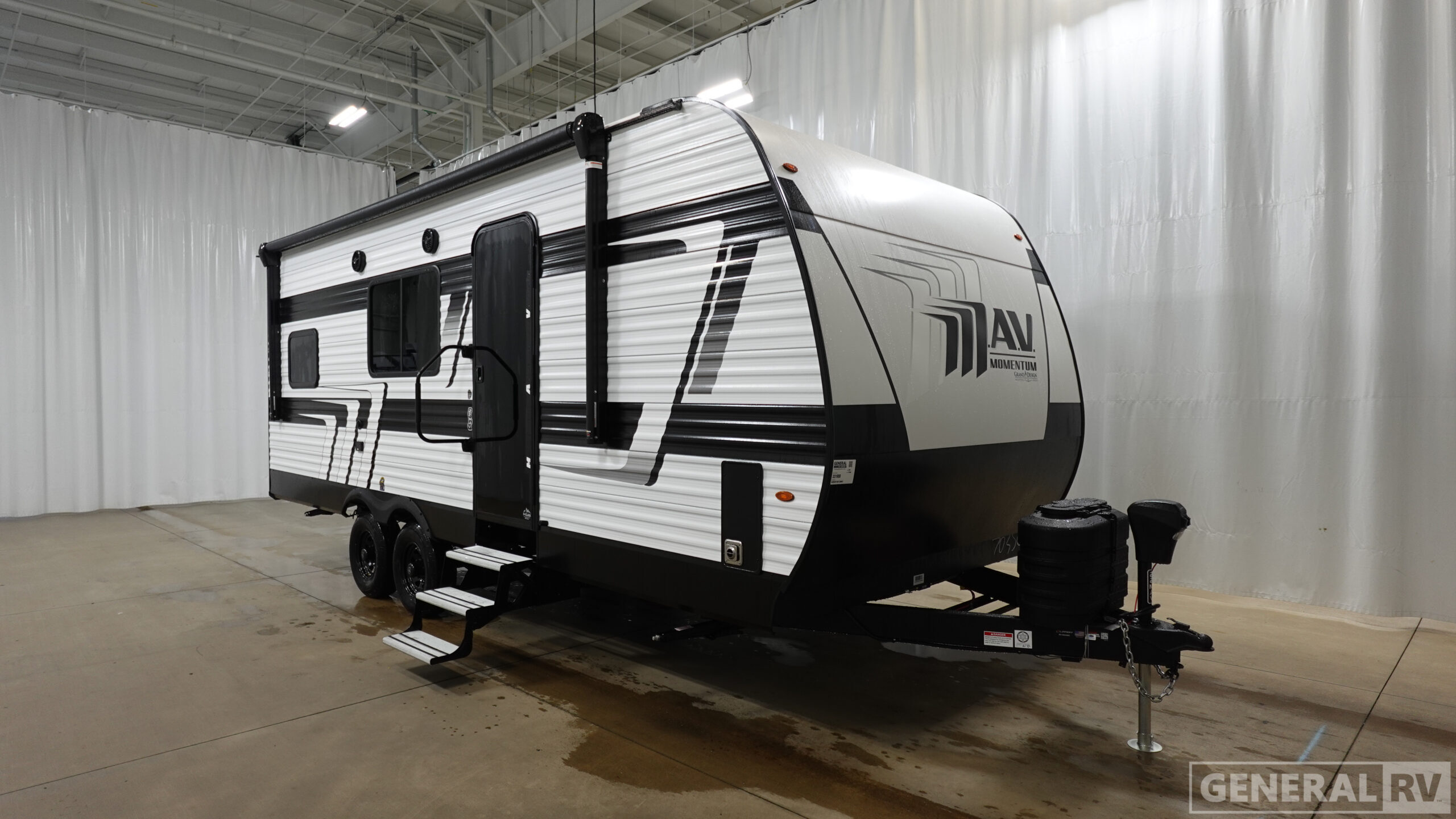 2026 Grand Design MOMENTUM 22MAV in west palm beach FL