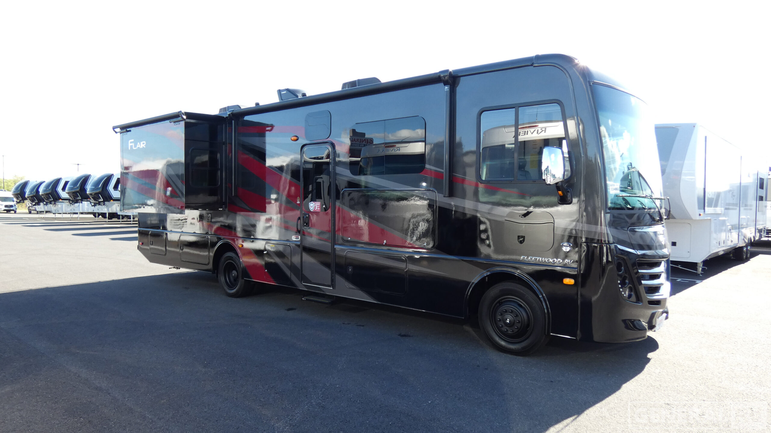 2026 Fleetwood FLAIR 32S in north canton OH