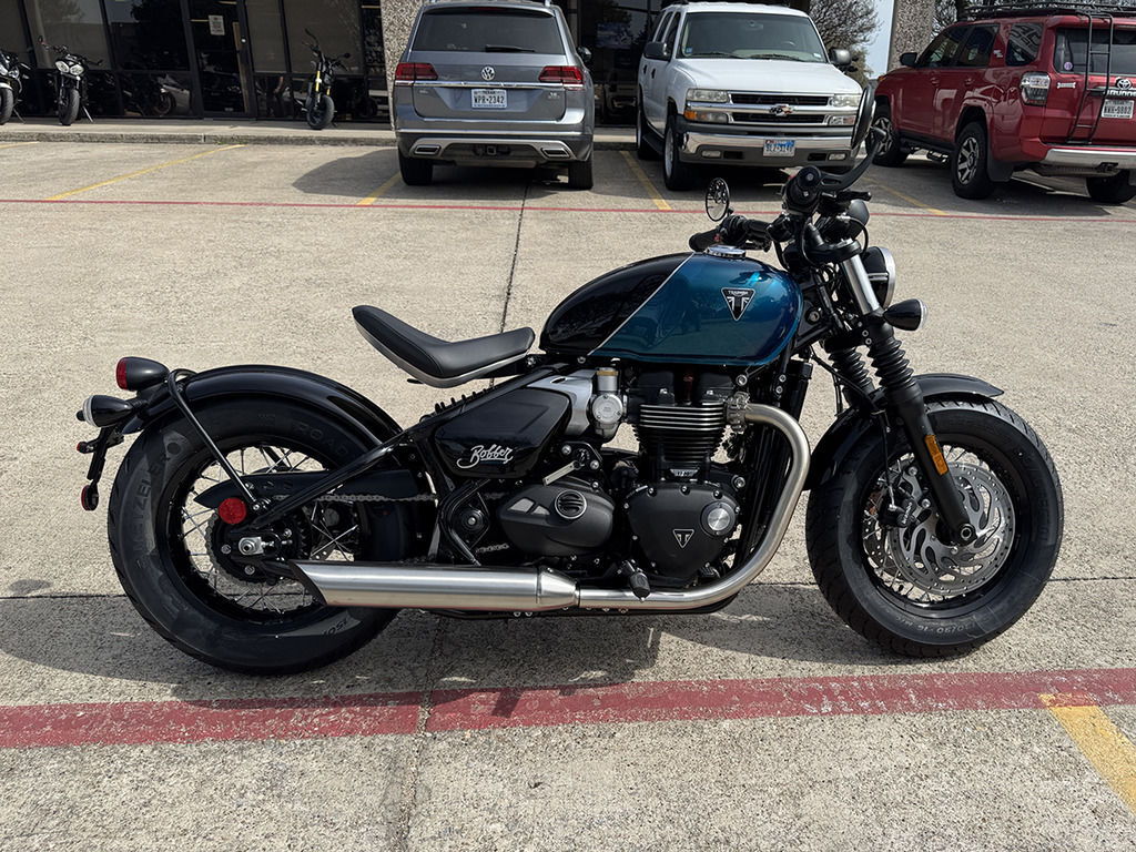 2026 Triumph Bonneville Bobber Interstellar Blue BASE in Plano, TX