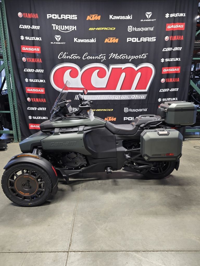 2025 Can-Am Canyon Redrock REDROCK in Wilmington, OH