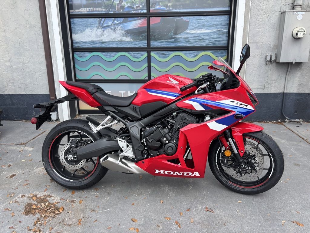 2026 Honda® CBR650R E-Clutch BASE in Clearwater, FL