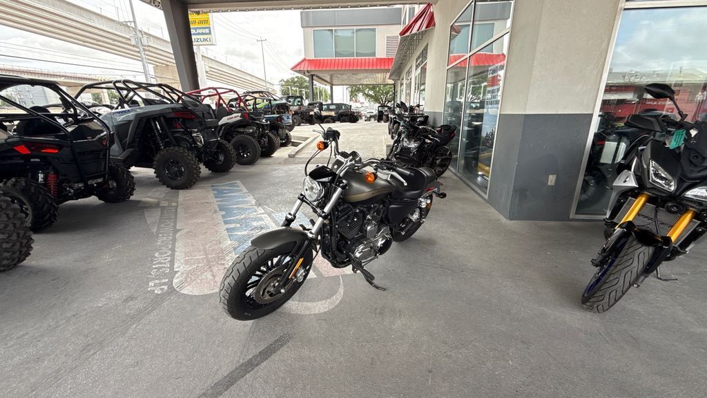 2018 Harley-Davidson® XL1200C - Sportster® 1200 Custom in Selma, TX