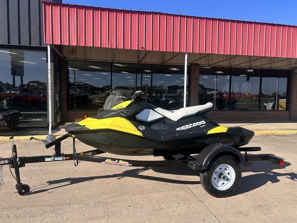 2015 Sea-Doo Spark 3up IBR ROTAX® 900 HO ACE 2-UP ROTAX 900 ACE in Broken Arrow, OK