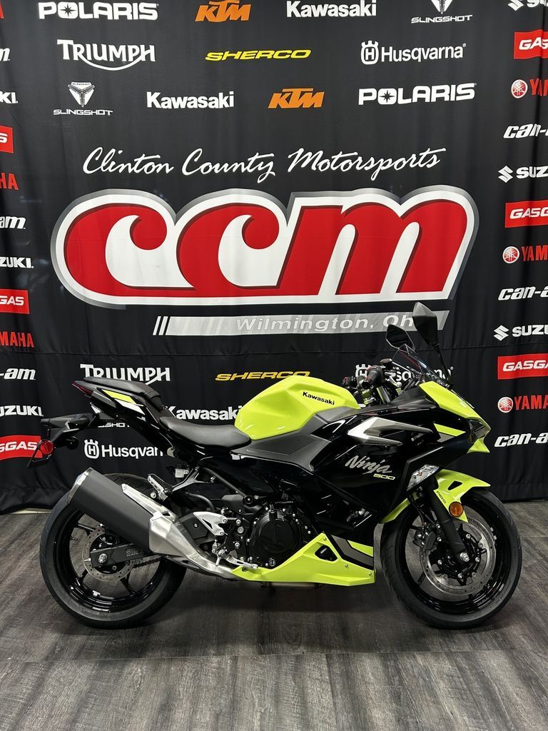 2026 Kawasaki Ninja® 500 SE ABS SE ABS in Wilmington, OH