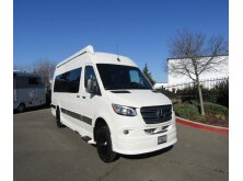 2025 Grech RV LUSSO Review image
