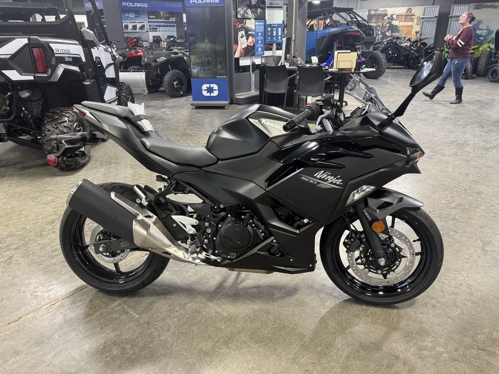 2026 Kawasaki Ninja® 500 ABS Metallic Flat Spark Black ABS in Ann Arbor, MI