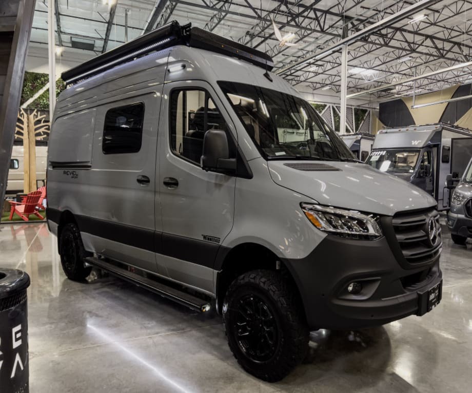 2027 Winnebago REVEL SPORT BMB44N in west sacramento CA