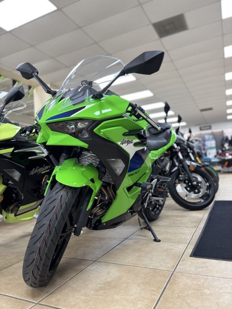 2026 Kawasaki Ninja® 500 SE ABS SE ABS in Orlando, FL
