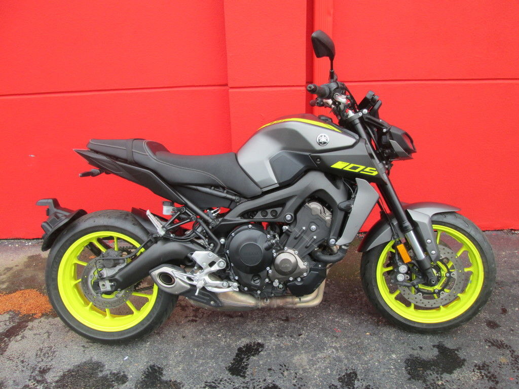 2018 Yamaha MT-09 09 in Lewis Center, OH