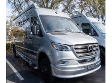 2025 Grech RV LUSSO Review image