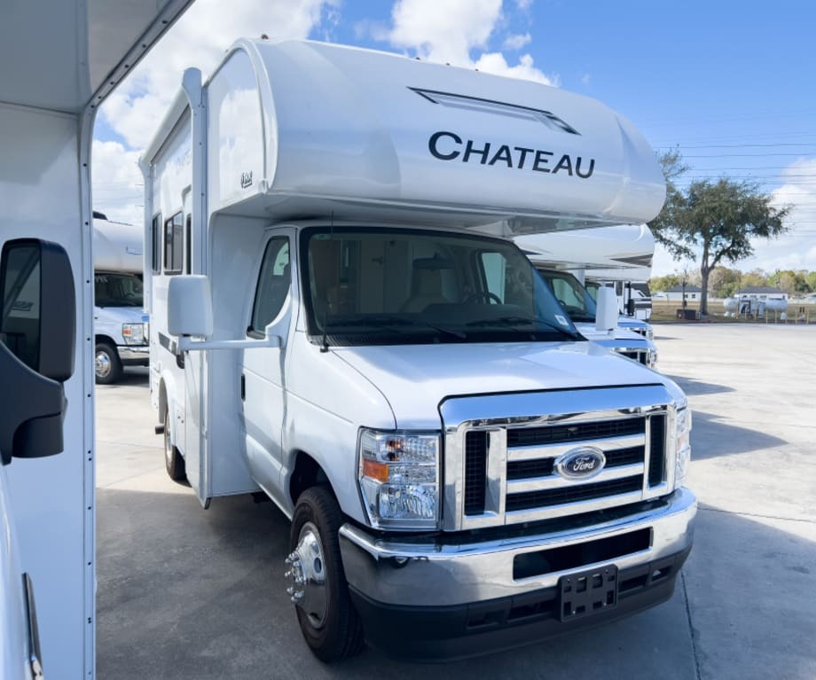 2026 Thor Motor Coach CHATEAU 19Z in fort myers FL