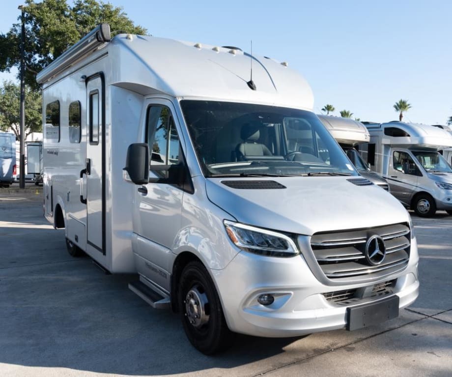 2024 Pleasure Way PLATEAU XL TS RV