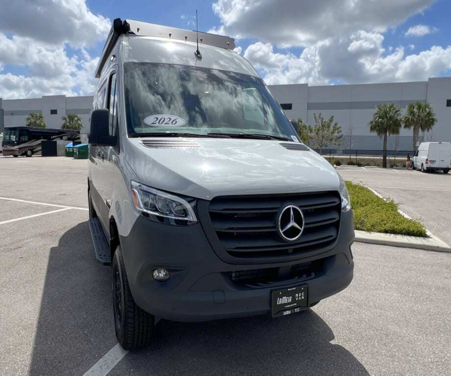 2026 Tiffin TIFFIN GH1-SE-BENCH RV