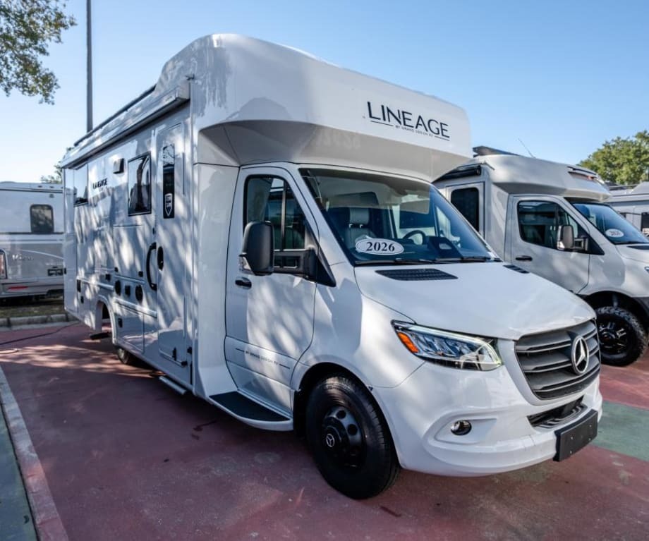 2026 Grand Design LINEAGE SERIES M 25TK-FBP in san diego CA