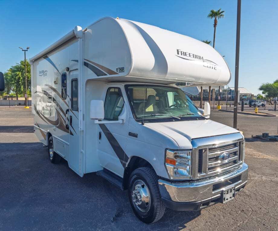 2017 Thor Motor Coach FREEDOM ELITE 22FE in phoenix AZ