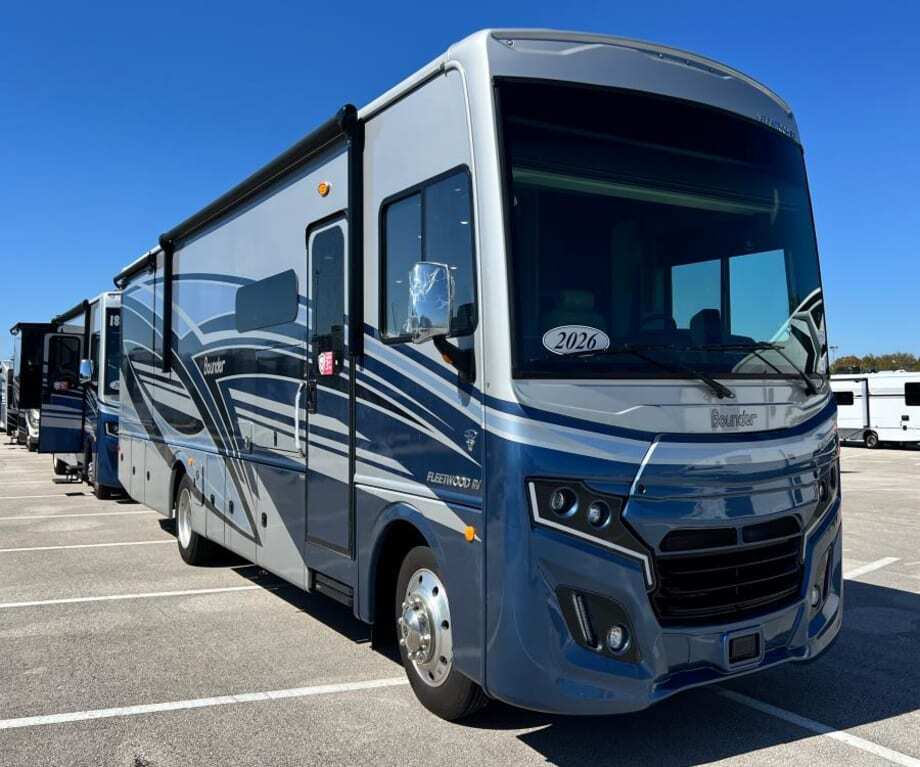 2026 Fleetwood BOUNDER 33C in port st. lucie FL