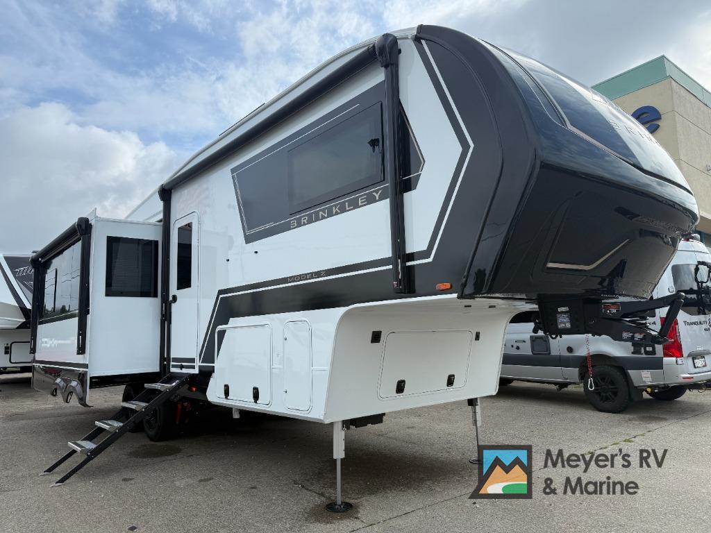2027 Brinkley Model Z 2900 in mt morris PA