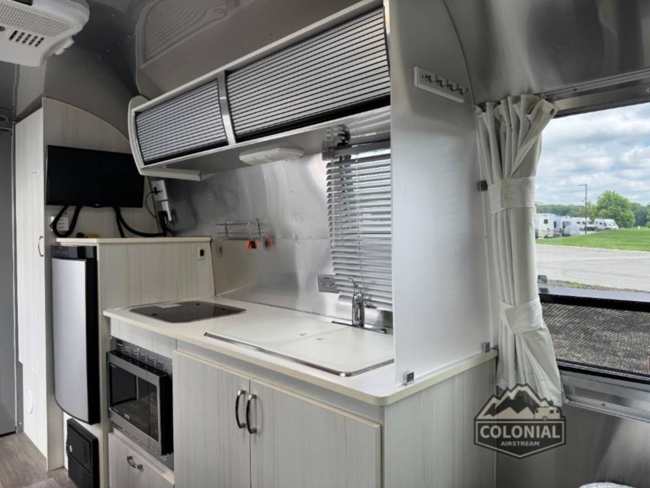 A photo of this 2018 Airstream Sport 22FB
