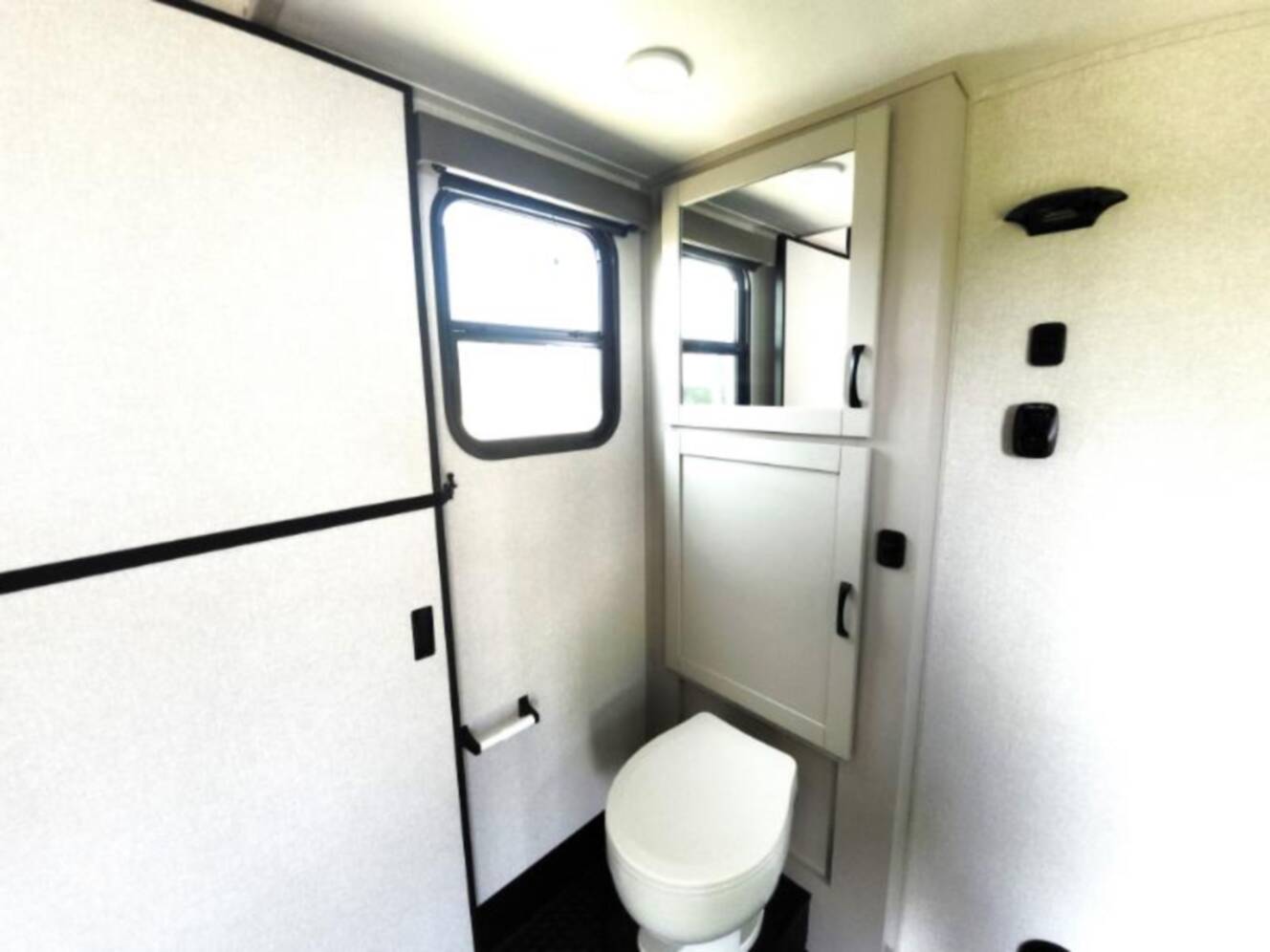 A photo of this 2026 Jayco Seismic 395