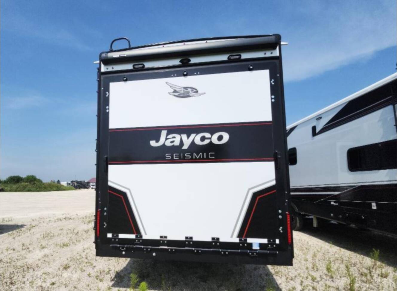A photo of this 2026 Jayco Seismic 395